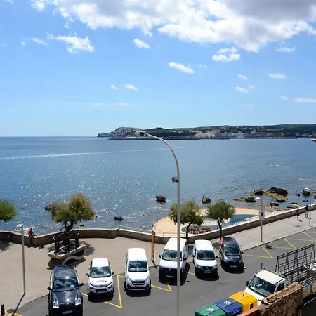 Apartment In L'Escala Near Montgri Reserve * Ля Эскала