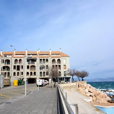 Апартаменты Apartment In L'Escala Near Montgri Reserve Ля Эскала