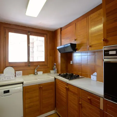 Apartment In L'Escala Near Montgri Reserve * Ля Эскала