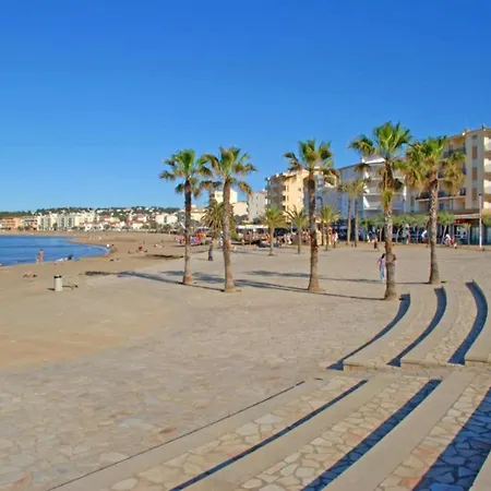Апартаменты Apartment In L'Escala Near Montgri Reserve Ля Эскала